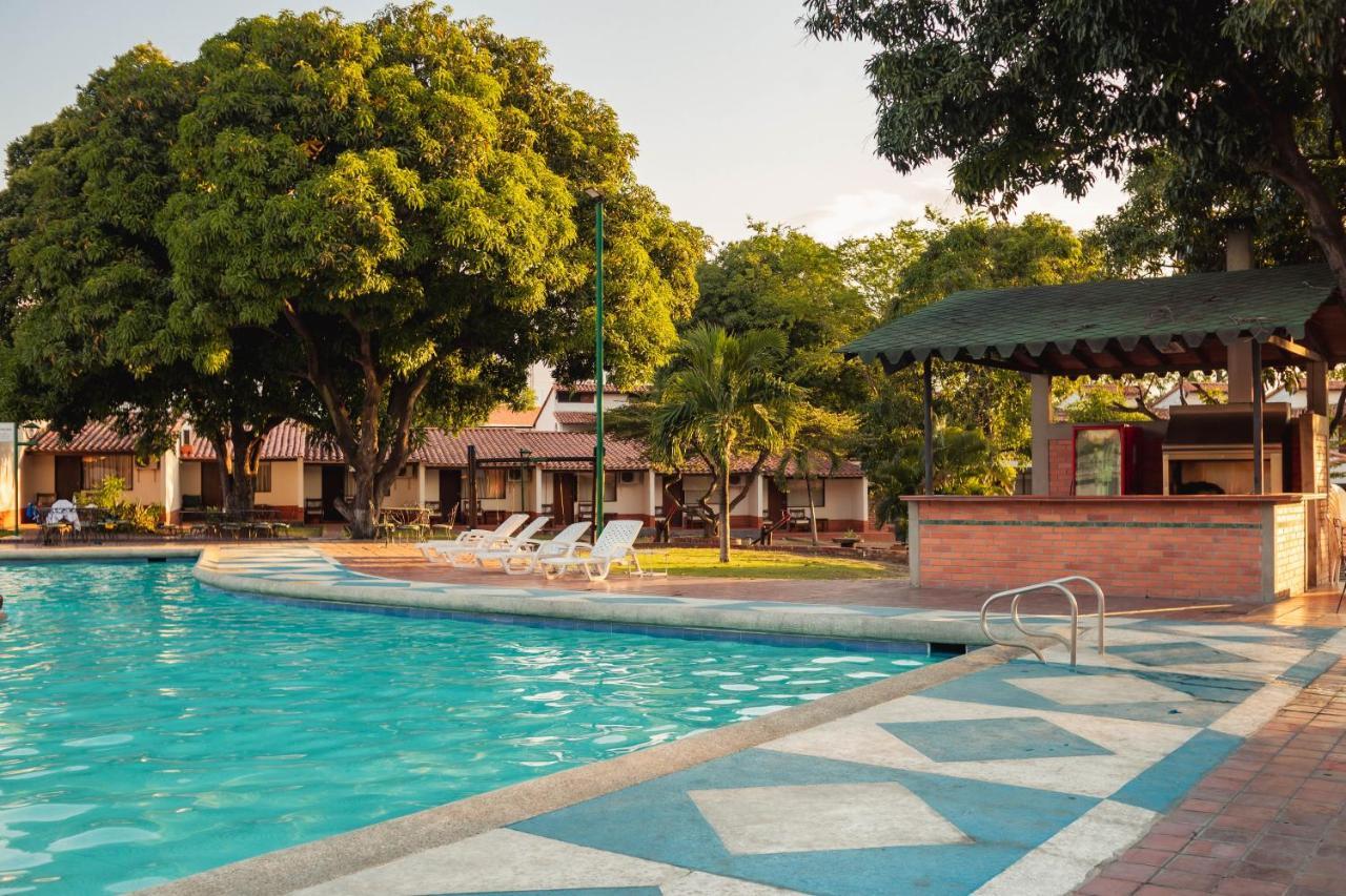 Hotel Faranda Bolivar Cucuta, A Member Of Radisson Individuals Ngoại thất bức ảnh