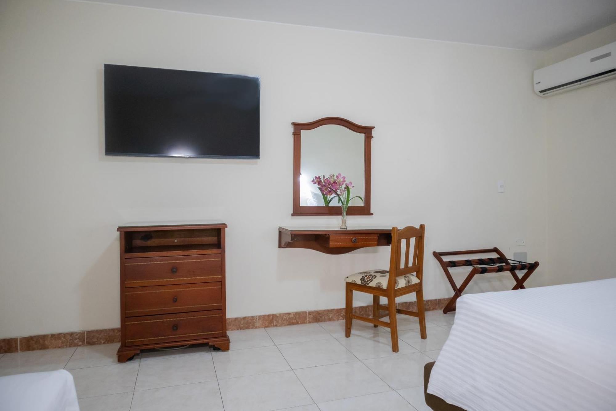 Hotel Faranda Bolivar Cucuta, A Member Of Radisson Individuals Ngoại thất bức ảnh