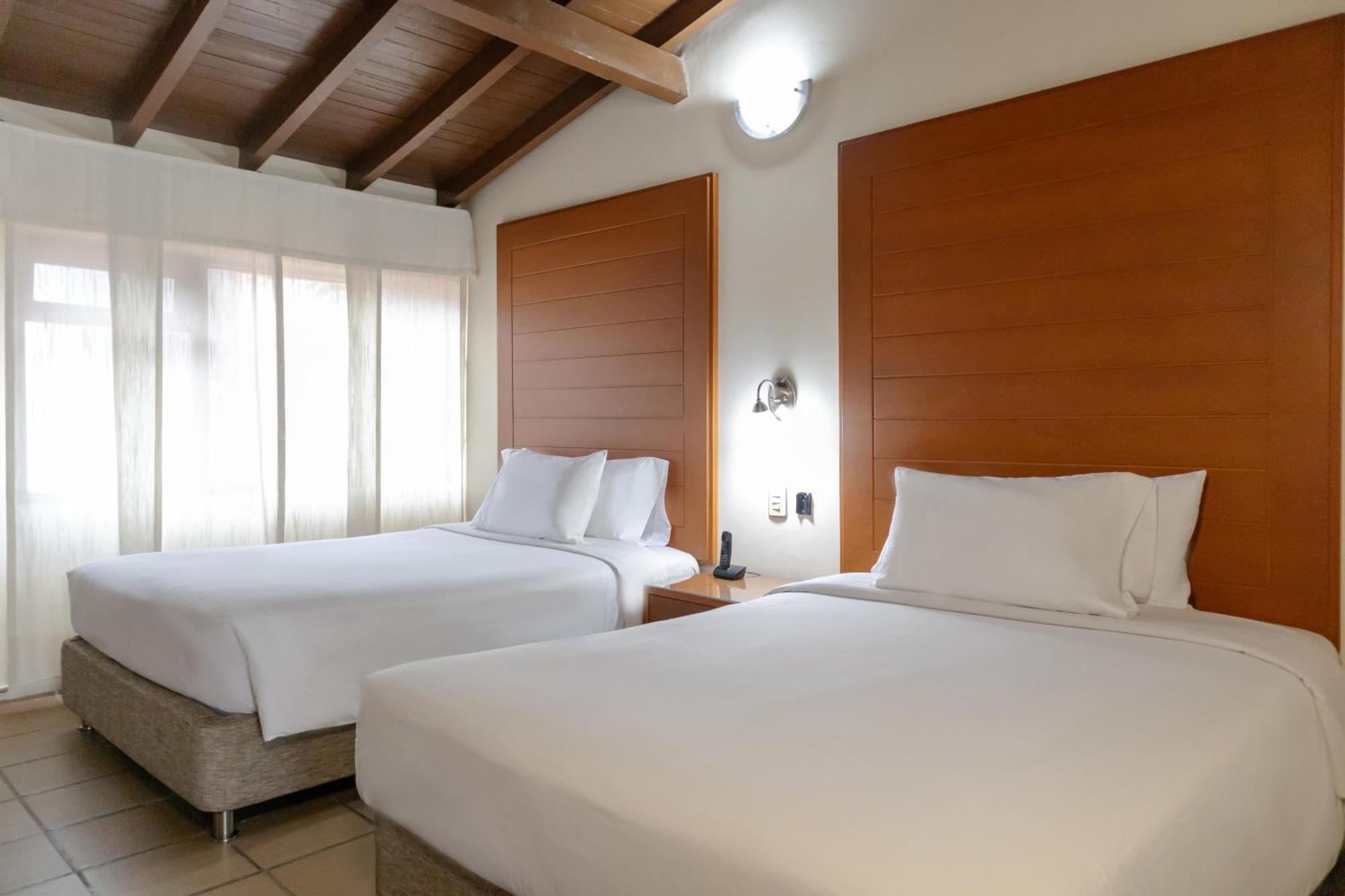 Hotel Faranda Bolivar Cucuta, A Member Of Radisson Individuals Ngoại thất bức ảnh