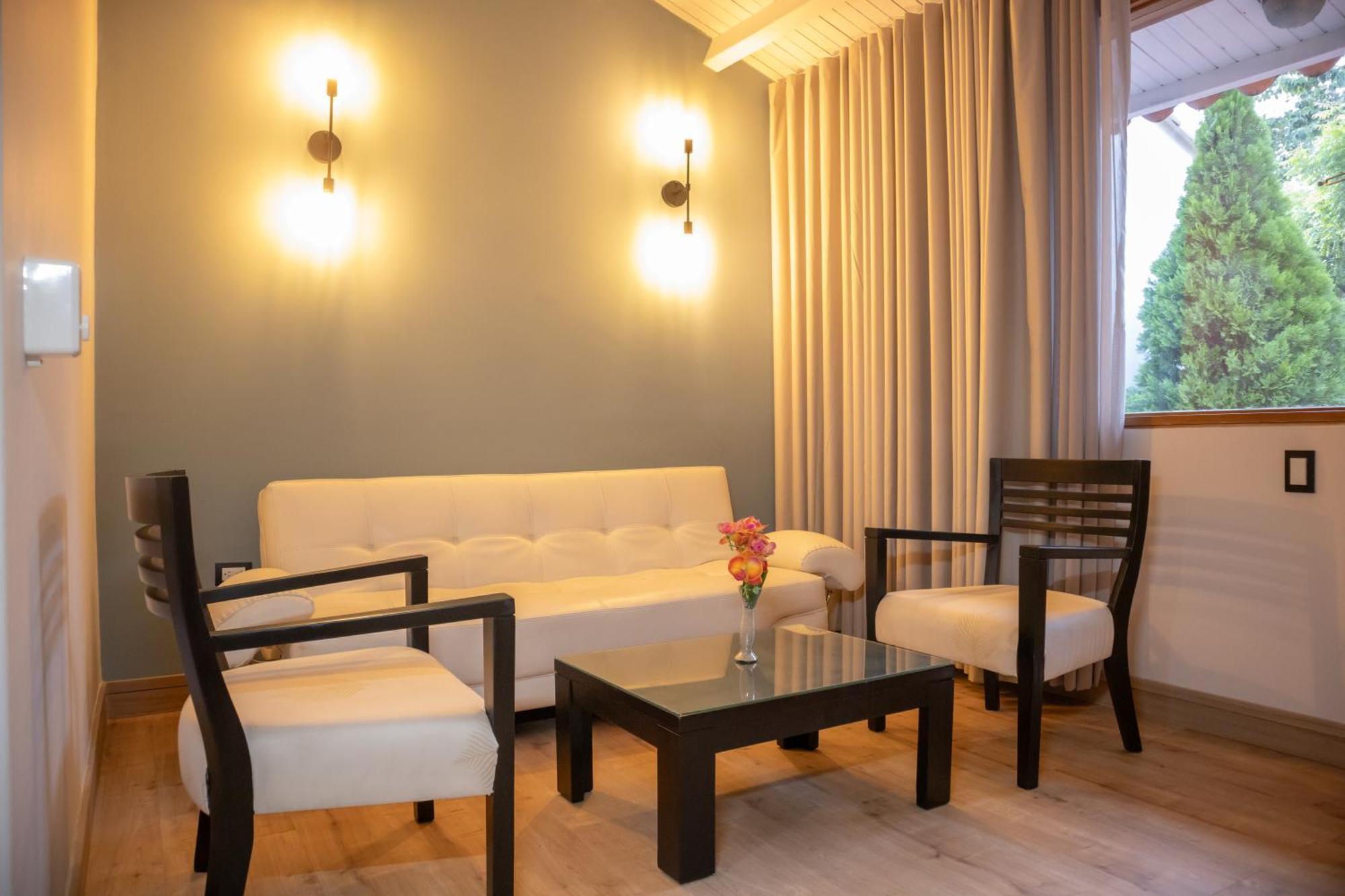 Hotel Faranda Bolivar Cucuta, A Member Of Radisson Individuals Ngoại thất bức ảnh