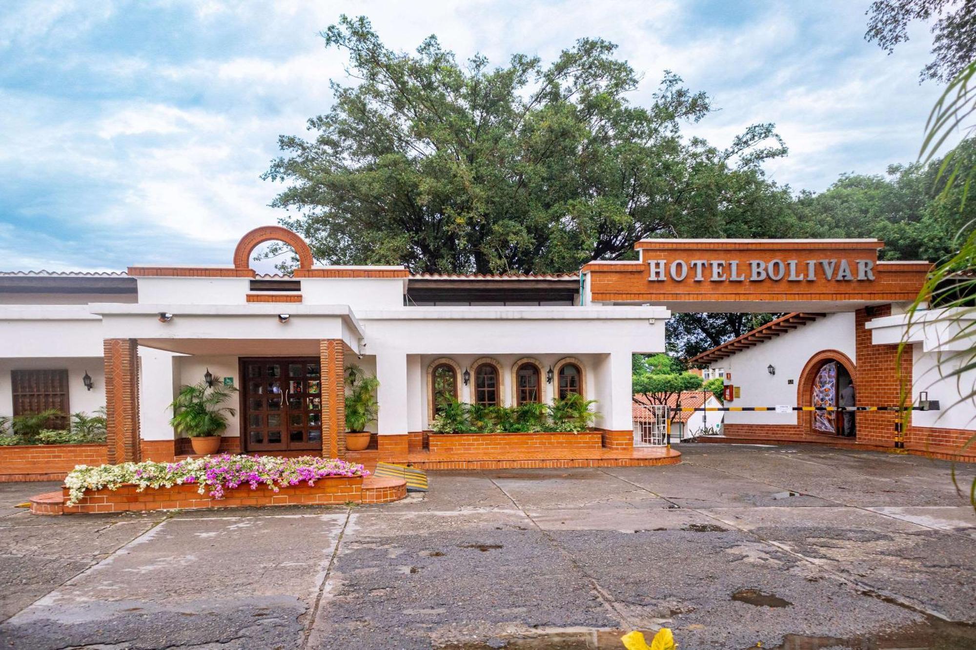 Hotel Faranda Bolivar Cucuta, A Member Of Radisson Individuals Ngoại thất bức ảnh